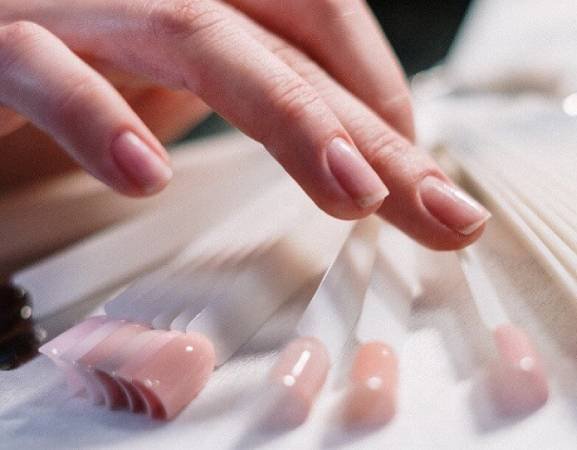 Top Nail Studio For Women services in Bangalore, India at your home